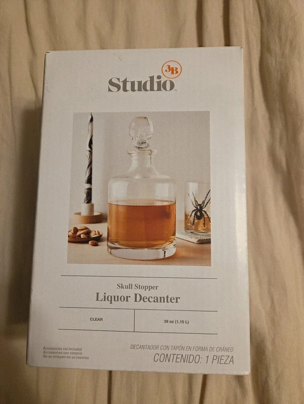 Studio 3B Clear Skull Stopper Liquor Decanter NIB